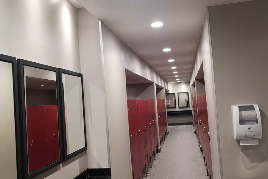 Baños remodelados del Casino Enjoy Viña del Mar